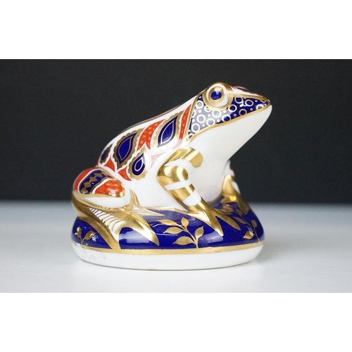 17 - Trio of Royal Crown Derby frogs to include a pair of Imari pattern examples, one with gold stopper a... 