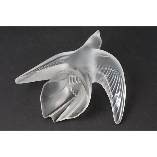 2 - Lalique Chirping swallow 'Martinet Siffleur/Chanteur' crystal glass ornament bird figurine, boxed, a... 