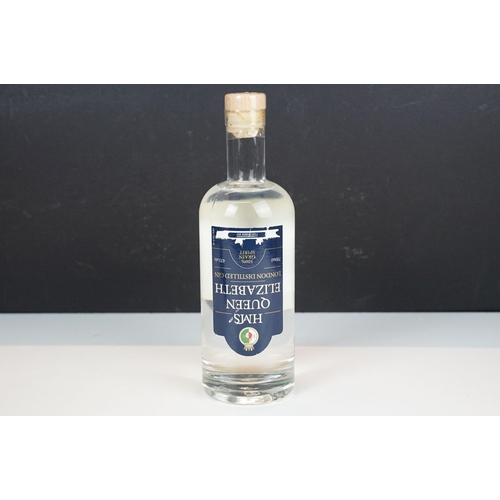 407 - Alcohol - HMS Queen Elizabeth London Distilled Gin, commissioned 7th December 2017, 700ml