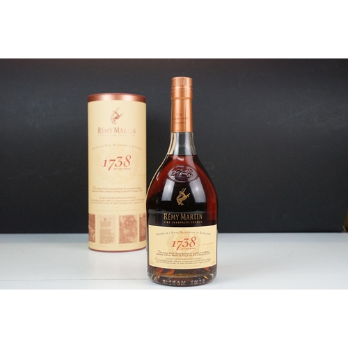 420 - Remy Martin, Cognac Fine Champagne, 1738 Accord Royal, 70cl, boxed