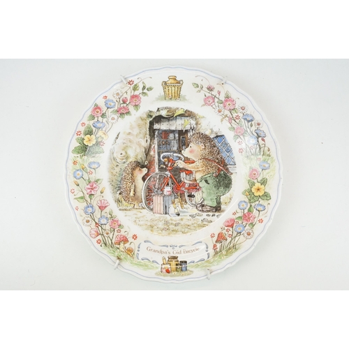 85 - Selection of Wedgwood Foxwood Tales plates to include The Foxwood Library, Mrs Rabbit's Kitchen, Mr ... 