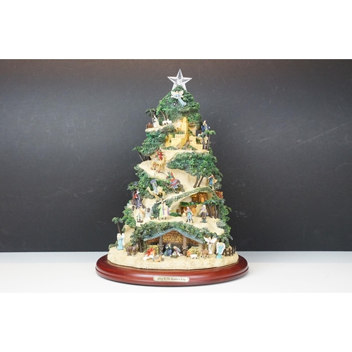 100 - Large hand painted Thomas Kinkade 'Glory to the Newborn King' illuminated decorative Christmas tree ... 