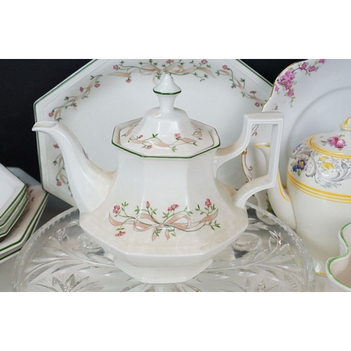 126 - Mixed selection of ceramics to include Eternal Beau tea pot, four serving dishes and three bowls, St... 