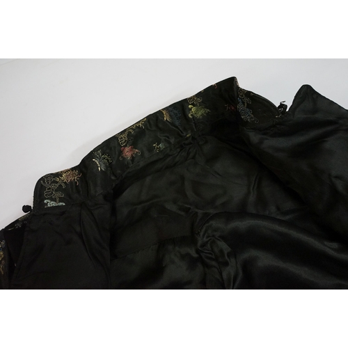 269A - Vintage Qipao style black embroidered Chinese jacket with detailed collar, pocket and front stitchin... 