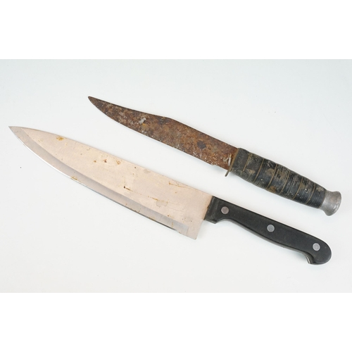 281 - A small collection of mixed knives to include meat cleavers, sheath knife and pocket knife.