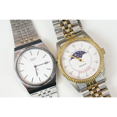 304 - A small collection of gents wristwatches to include Casio, Sekonda and Pulsar examples.