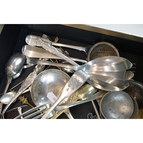 317 - A collection of mixed silver plated cutlery to include World war One war department examples togethe... 