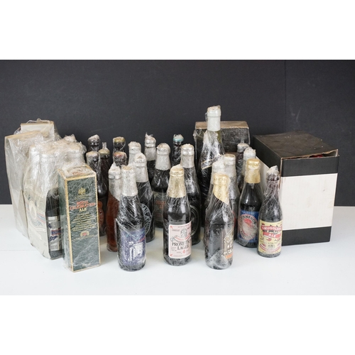 443 - Alcohol - Collection of commemorative and celebratory beer and ales to include Carlsberg, Arkell's O... 