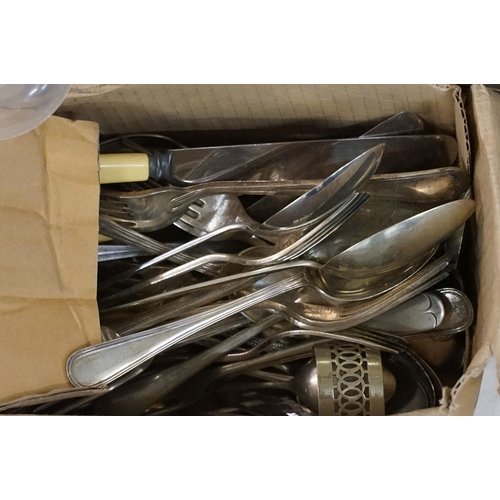 449 - Large collection of silver plated flatware, cutlery and serving items (1 box)