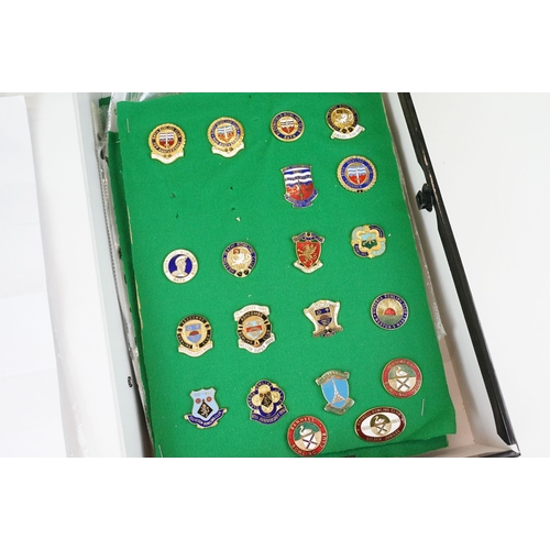 353 - A large and extensive collection of bowling badges from Wiltshire, Somerset, Bristol, Bath and surro... 