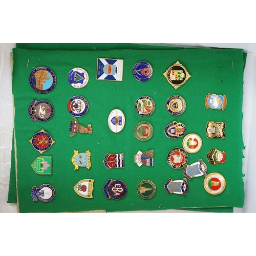 353 - A large and extensive collection of bowling badges from Wiltshire, Somerset, Bristol, Bath and surro... 