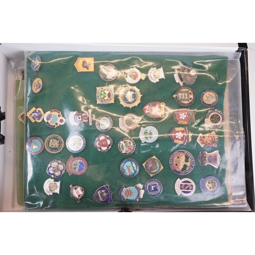 353 - A large and extensive collection of bowling badges from Wiltshire, Somerset, Bristol, Bath and surro... 