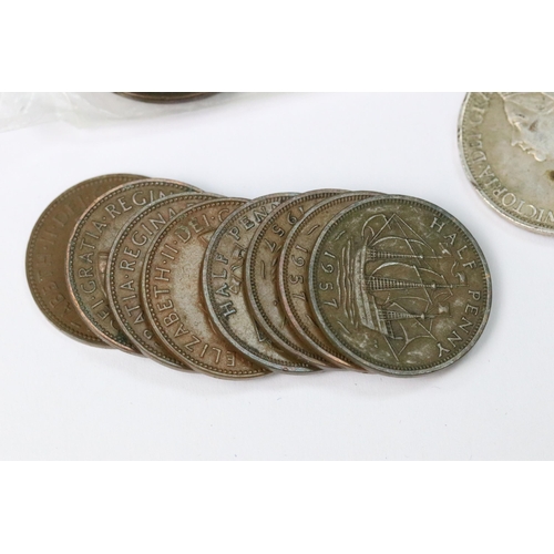 206 - A collection of British pre decimal coins to include Queen Victoria examples together with uncircula... 