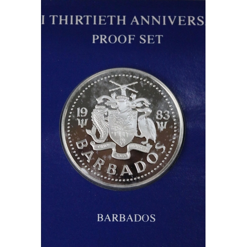 127 - A Franklin Mint Queen Elizabeth II Thirtieth Anniversary silver proof crown coin set, five coin set ... 