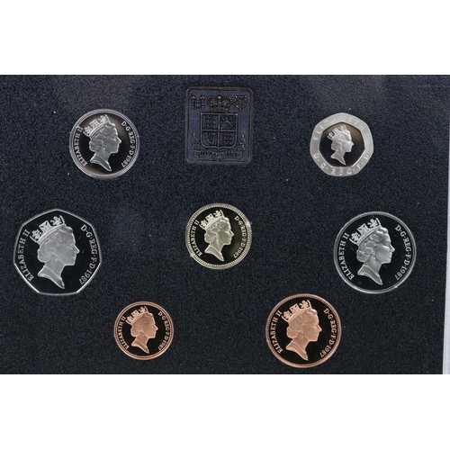 136 - A collection of eight Royal Mint brilliant uncirculated coin year sets to include 1971, 1982, 1989, ... 