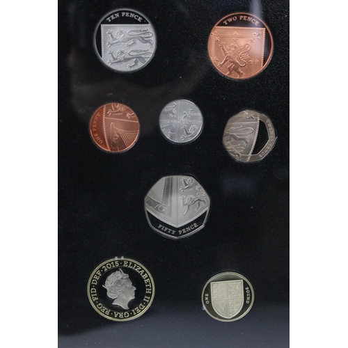 171 - A Royal Mint United Kingdom Queen Elizabeth II 2015 collectors edition proof coin set, encapsulated ... 