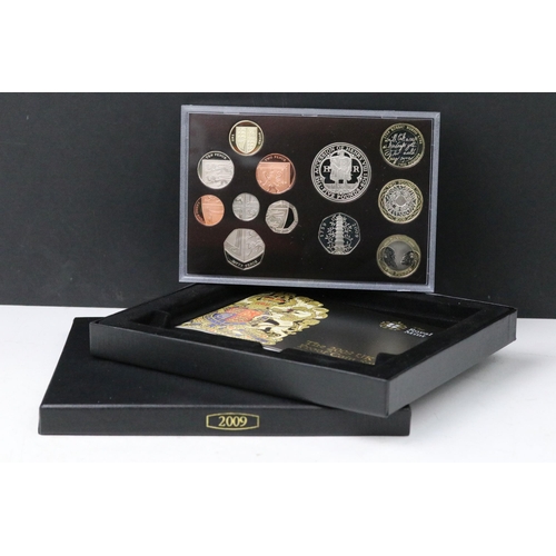 181 - The Royal Mint 2009 UK Proof coin year set to include the Kew Gardens fifty pence coin, complete in ... 