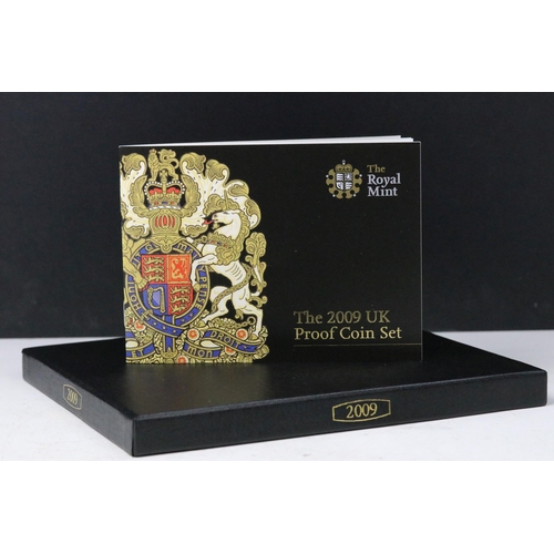 181 - The Royal Mint 2009 UK Proof coin year set to include the Kew Gardens fifty pence coin, complete in ... 