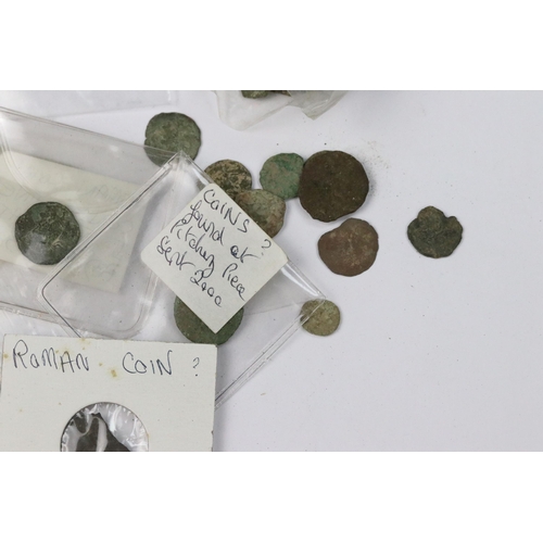 57 - A good collection of mixed bronze Roman coins of various Emperors.