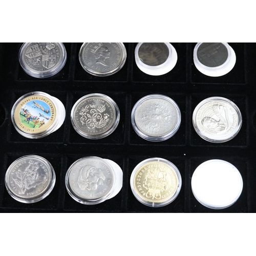 63 - A collection of coins to include a large quantity of commemorative crowns including circulated and u... 