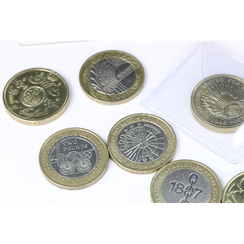 11 - A Collection of British Royal Mint circulated and uncirculated collectable £2 coins to include Bill ... 