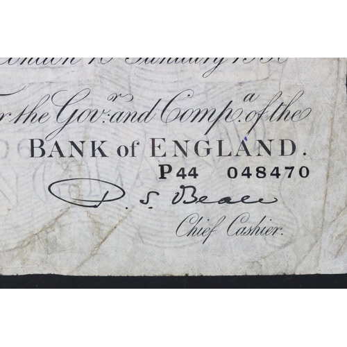 38 - A Bank of England white five pound note, Jan 10th 1950, P.S. Beale, serial No P 44 048470.