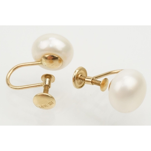 165 - Pair of 14ct gold screw back cultured pearl earrings (marked 14k, 1cm diameter), and a pair of cultu... 