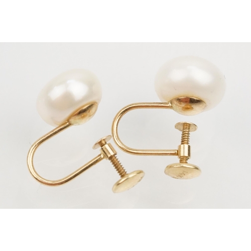 165 - Pair of 14ct gold screw back cultured pearl earrings (marked 14k, 1cm diameter), and a pair of cultu... 