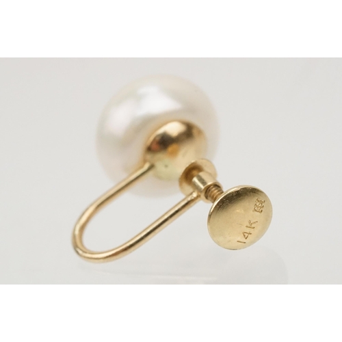 165 - Pair of 14ct gold screw back cultured pearl earrings (marked 14k, 1cm diameter), and a pair of cultu... 