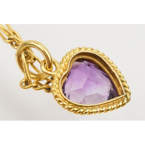 27 - 9ct gold fine link figaro chain necklace with amethyst set heart pendant. Clasp marked 9ct. Chain me... 