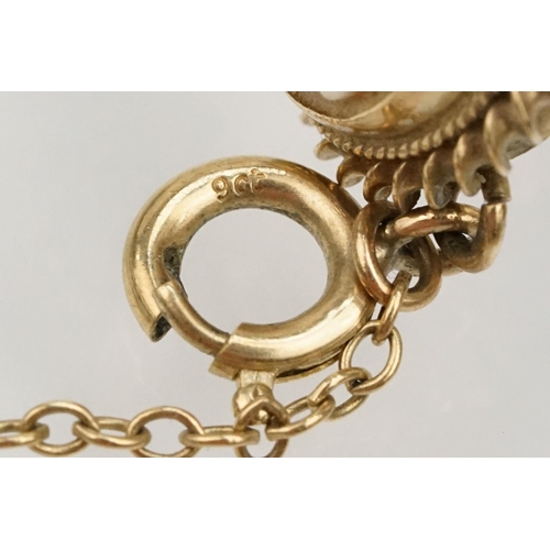 82 - 9ct gold cameo bracelet constructed from carved shell cameos in rope twist mounts with spring ring c... 