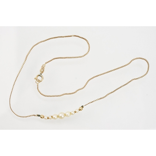 155 - 9ct gold and cultured pearl necklace with a fine gold chain threaded with cultured pearls (hallmarke... 