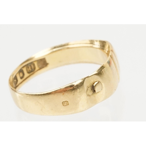 191 - 18ct gold buckle ring. Hallmarked London 1893. Size N. As found.