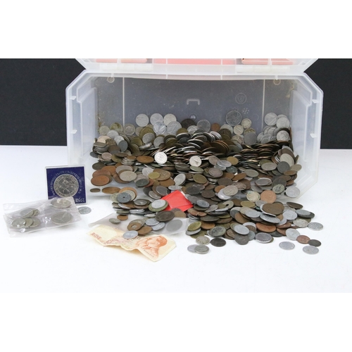 101 - A collection of mixed British pre decimal and world coins to include a selection of silver examples ... 