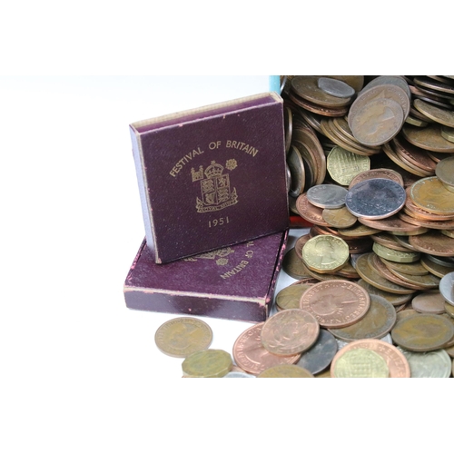 113 - A large collection of British pre decimal and world coins to include Queen Victoria, King Edward VII... 