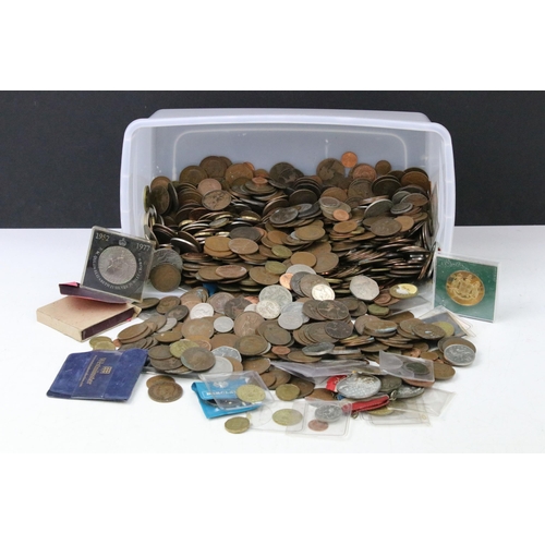 133 - A large collection of British pre decimal and decimal coins to include King George III and Queen Vic... 