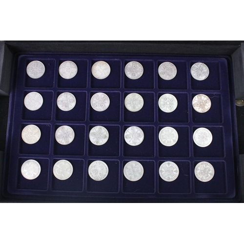 18 - A collection of British King George V circulated coins to include a good selection of silver example... 