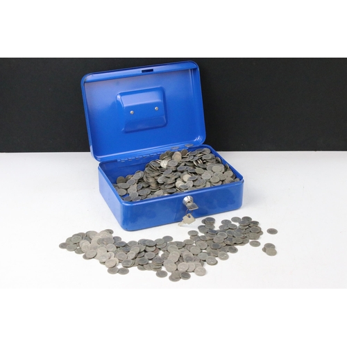 182 - A very large collection of United Kingdom sixpence coins contained within a cashbox.