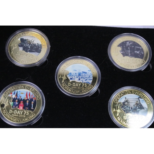 187 - A large collection of proof like collectors coins, mostly silver and gold plated commemorative examp... 