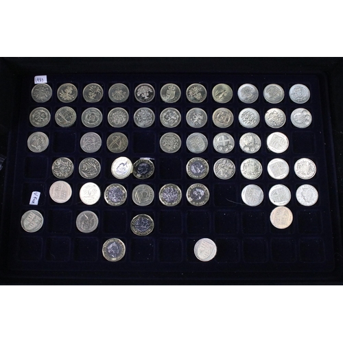 20 - A collection of British circulated and uncirculated decimal coins to include collectors 10p, 50p and... 