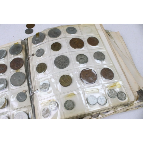 300 - A collection of British pre decimal coins to include a good quantity of pre 1947 and pre 1920 silver... 