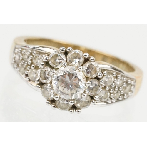 205 - 9ct gold and cz Windsor and Allen Princess Elizabeth two carat ring. The ring being set with a clust... 