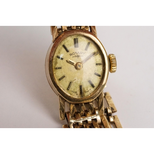 310 - 9ct gold Rotary wrist watch having an oval face with gate link bracelet. Hallmarked Birmingham 1978.... 