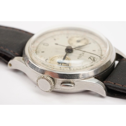 325 - 1930s Lemania wrist watch having a silvered dial with arabic and baton markers to the chapter ring, ... 