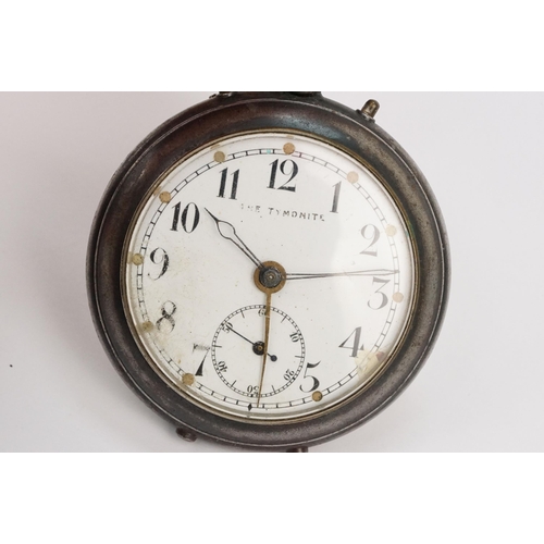 331 - 19th Century Victorian silver cased open face pocket watch. The watch having a white enamelled face ... 