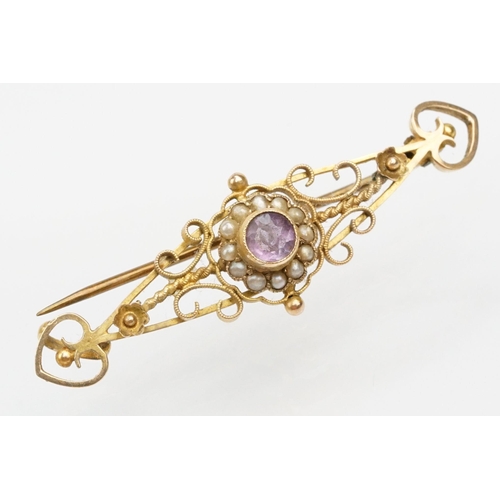 258 - 19th Century Victorian 9ct gold Etruscan revival amethyst brooch (marked 9ct to verso), together wit... 