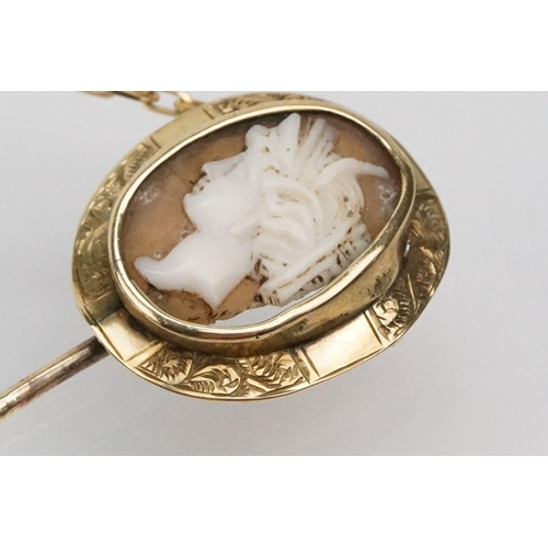 263 - Group of jewellery to include a Victorian carved shell cameo stick pin (unmarked) together with a pa... 