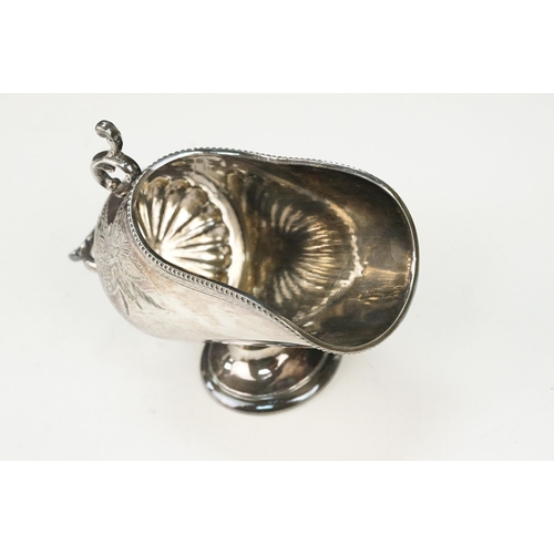 388 - 1920s silver hallmarked twin handled sugar bowl having a gilt interior with two stirrup handles. Hal... 