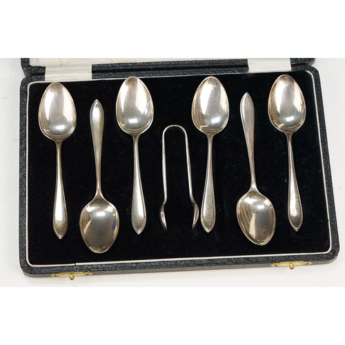 389 - Set of six silver hallmarked shellfish picks within original fitted box (hallmarked Sheffield 1908, ... 