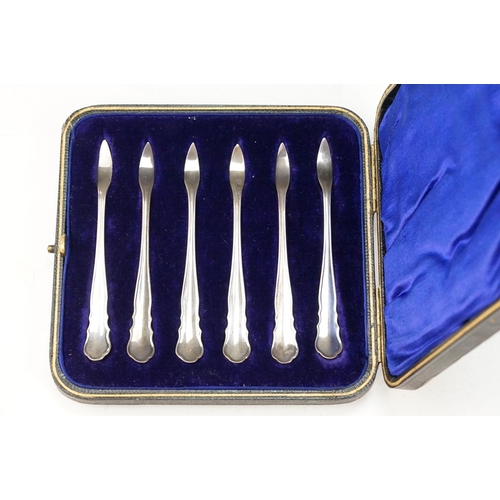 389 - Set of six silver hallmarked shellfish picks within original fitted box (hallmarked Sheffield 1908, ... 